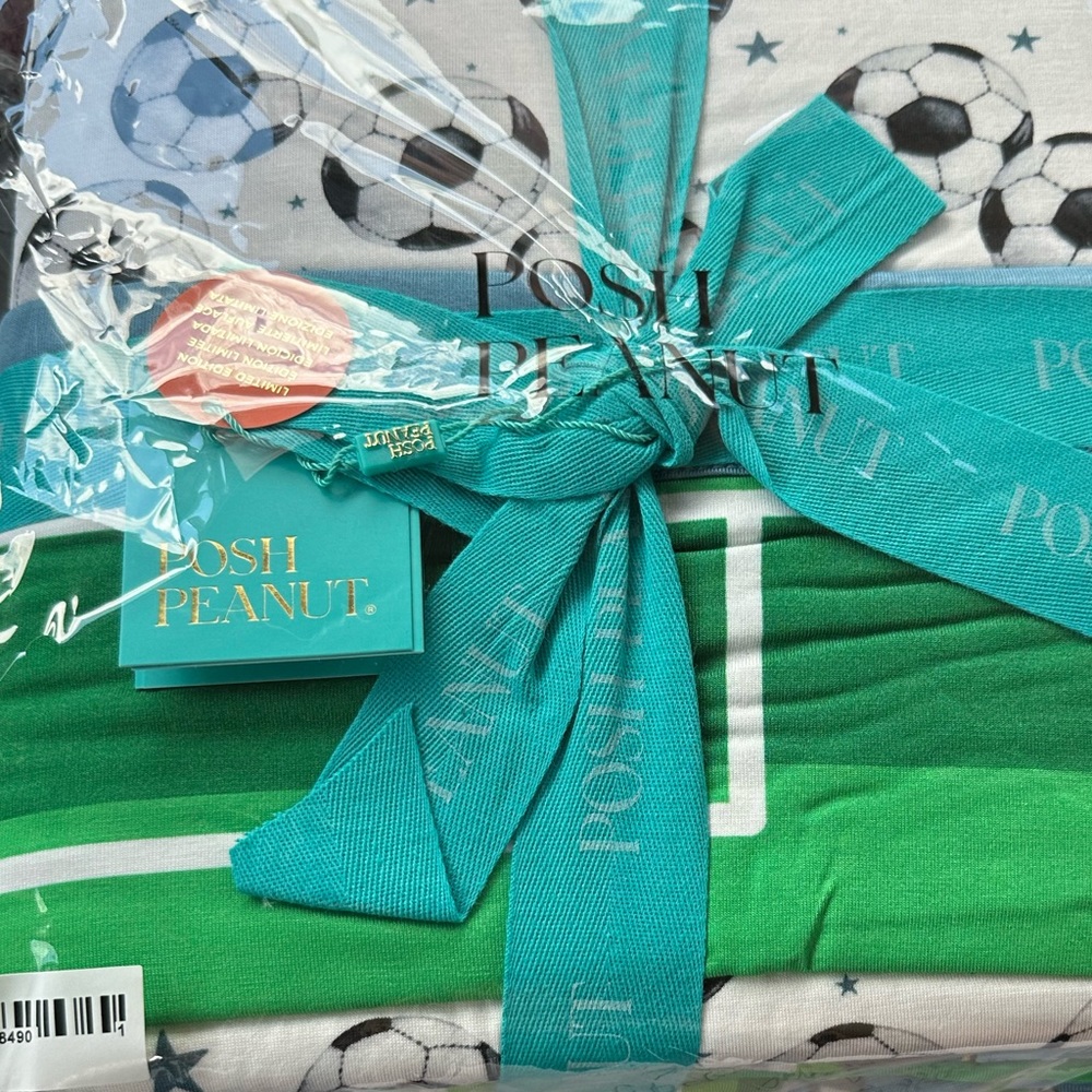 Posh peanut Cross luxe